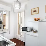 아파트먼트 산 사무엘레 *