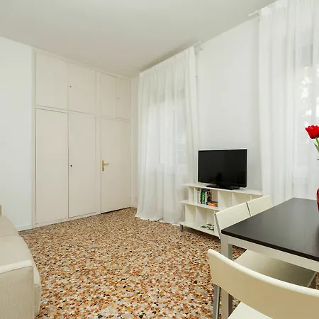 San Samuele Apartment *