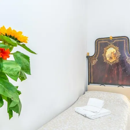 San Samuele Apartament *